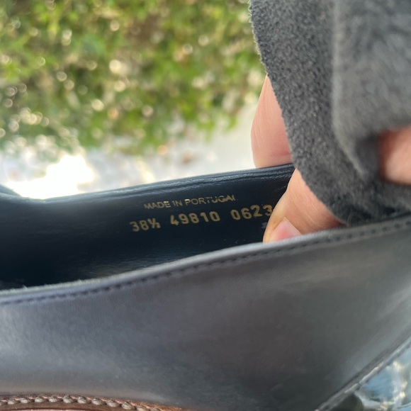 Miss Eliza pump. The office of Angela Scott. - Picture 10 of 11